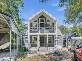 2818 Saratoga DR