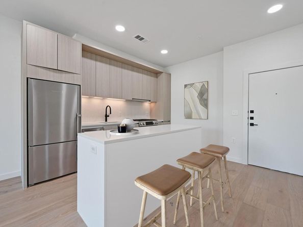 2209 S 1st ST 218, Austin TX 78704