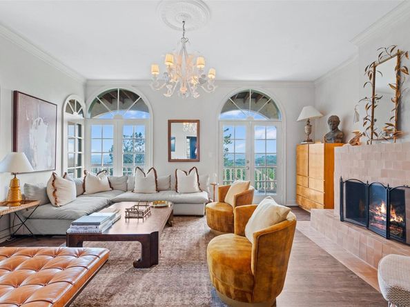 6203 Ledge Mountain DR, Austin TX 78731