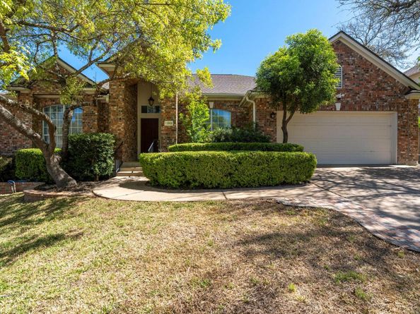 1906 Holly Hill DR, Leander TX 78641