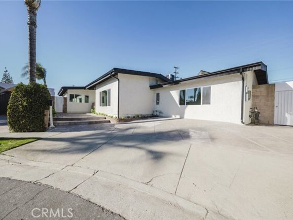 9055 Forbes Avenue, Northridge (los Angeles) CA 91343