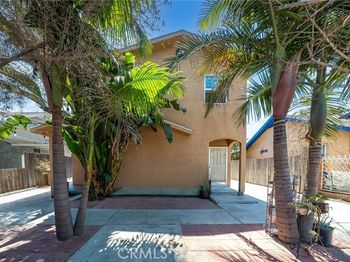 1214 E -1216 E 66th