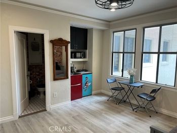 315 W 3rd