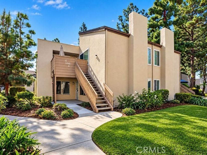 1260 Cabrillo Park, Santa Ana CA 92701