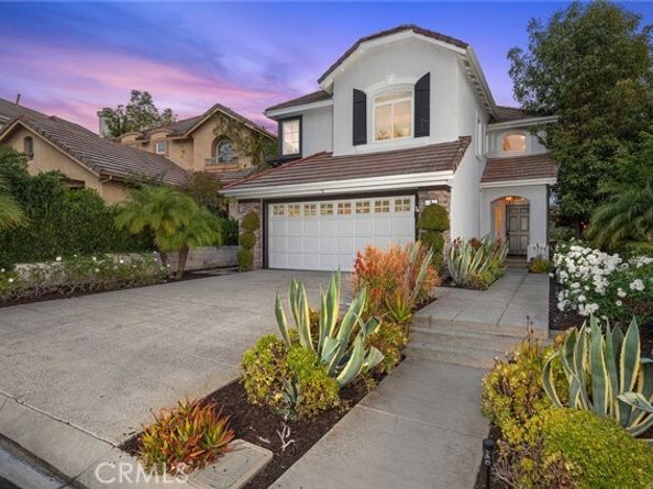 8 Dornoch, Laguna Hills CA 92679