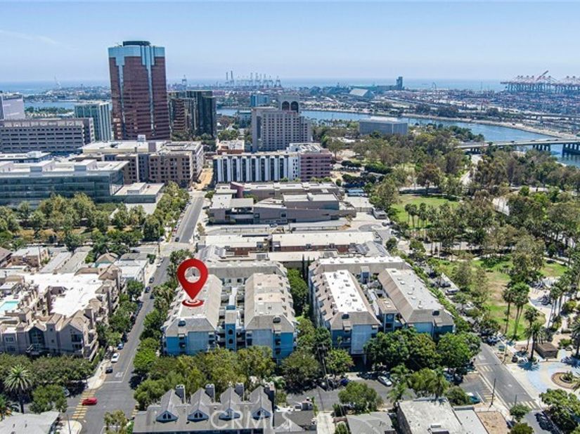 720 W 4th 318, Long Beach CA 90802