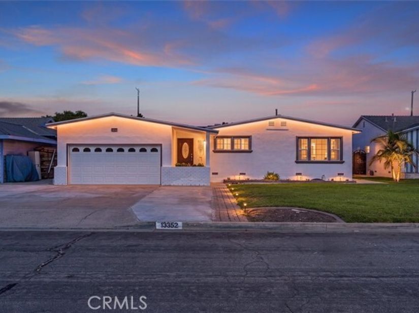 13352 Ontario, Garden Grove CA 92844