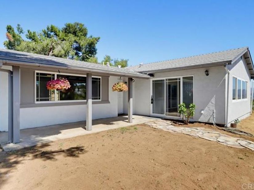 8560 Winter Gardens Boulevard, Lakeside CA 92040