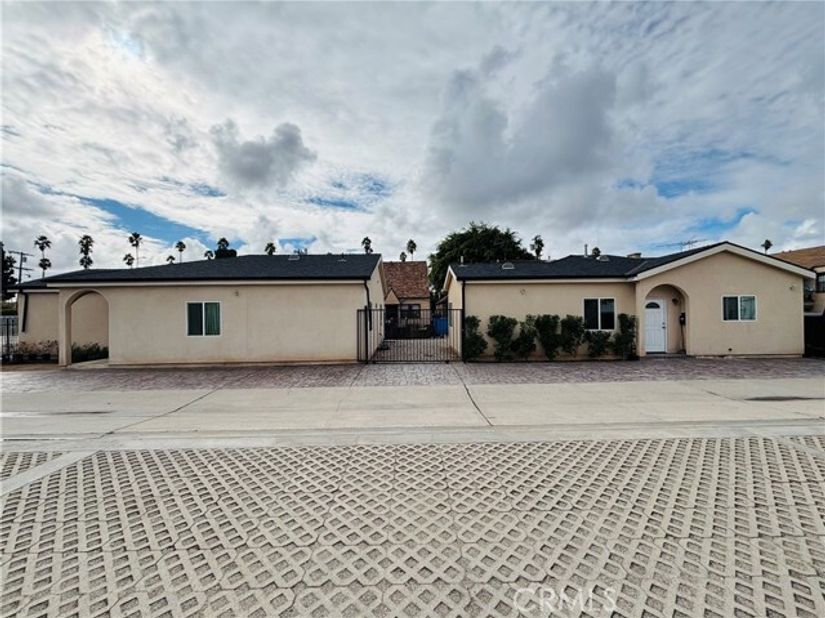 129 E N, Wilmington (los Angeles) CA 90744
