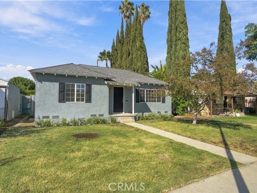 2211 W Verdugo, Burbank CA 91506