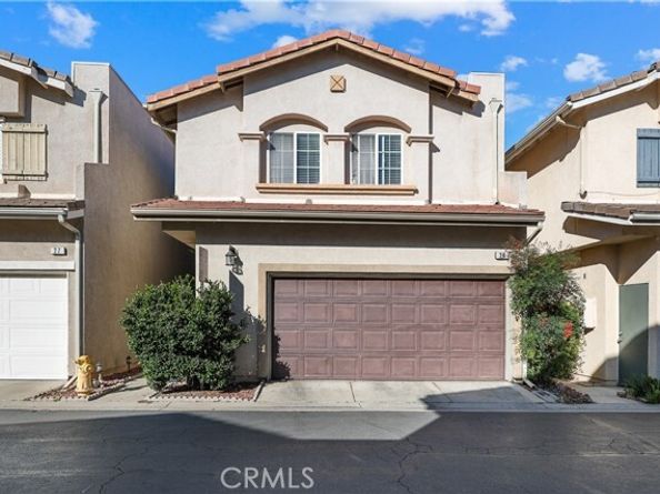 9001 Owensmouth 28, Canoga Park (los Angeles) CA 91304