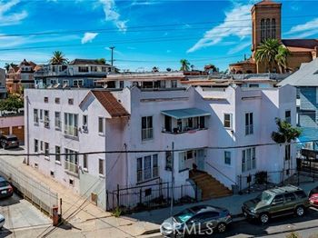 1409 Courtland Avenue