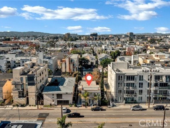 5241 Cahuenga Boulevard, North Hollywood (los Angeles) CA 91601