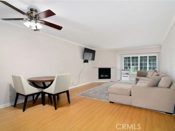 5530 Owensmouth Avenue