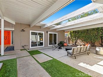 21206 Merridy Street