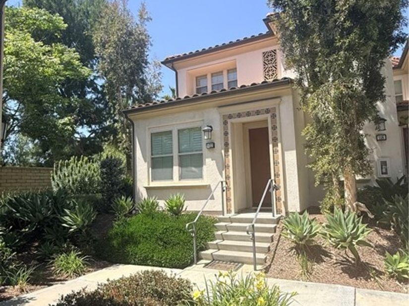 122 Wild Rose, Lake Forest (el Toro) CA 92630