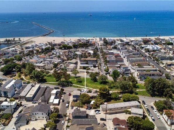 1515 Electric Avenue, Seal Beach CA 90740