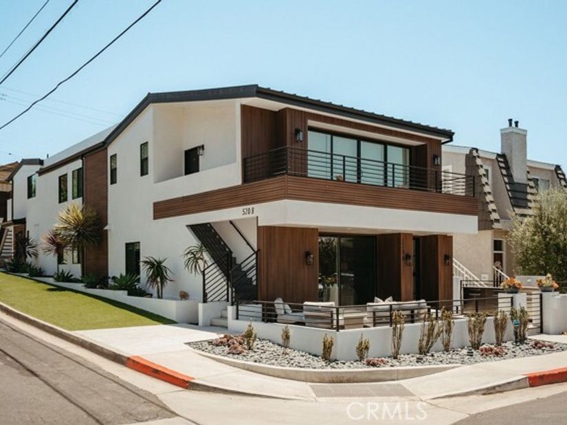 520 Iris, Corona Del Mar (newport Beach) CA 92625