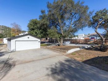 10292 Canyon Dr.