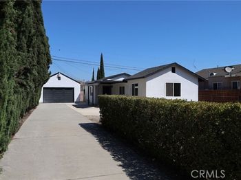 742 Simmons