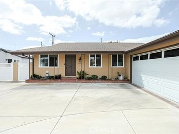 6452 Brown