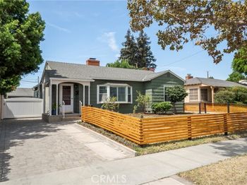 435 S Mariposa