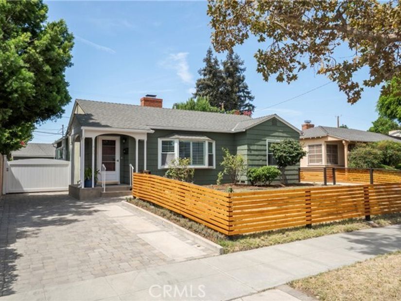 435 S Mariposa, Burbank CA 91506