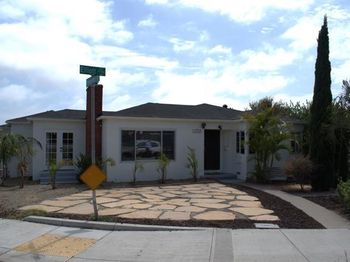 3765 Elliott Street