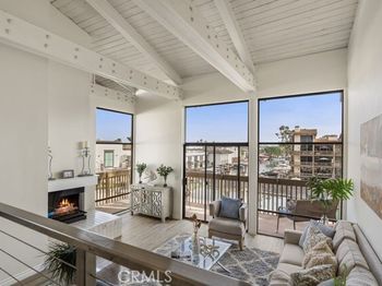 7338 Marina Pacifica