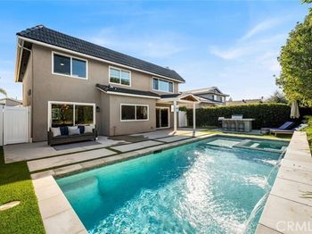 4297 Candleberry
