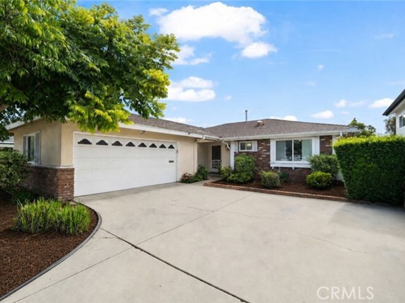 3501 Claremore Avenue, Long Beach CA 90808