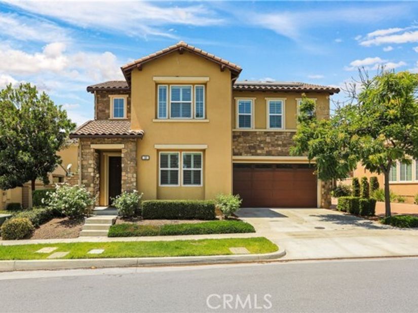 30 Wild Rose, Lake Forest (el Toro) CA 92630