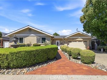1635 Blossom Hill