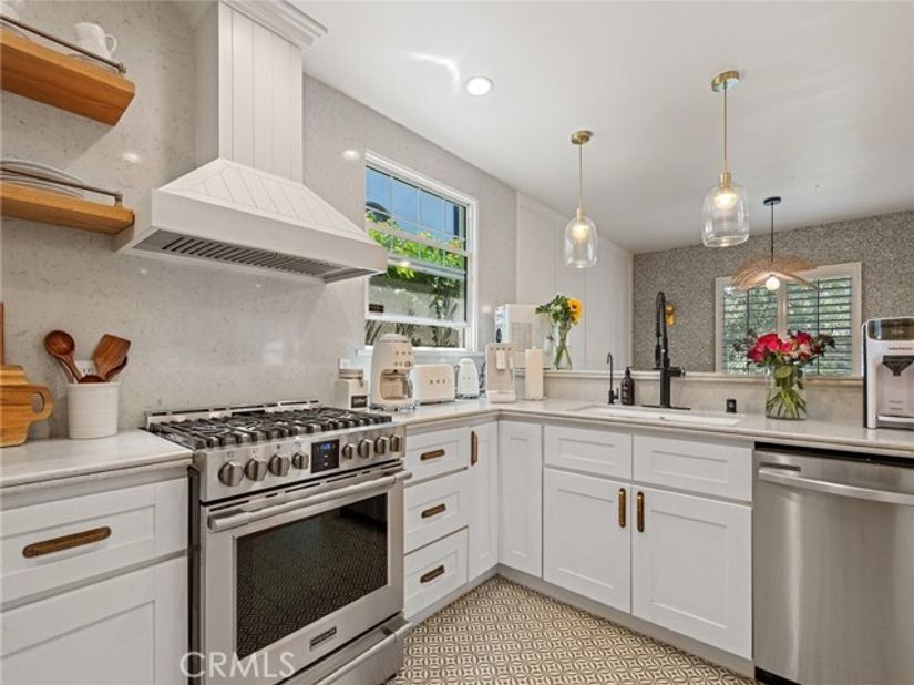 1301 19th, Manhattan Beach CA 90266