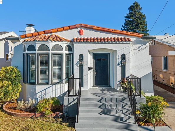 1718 High St, Alameda CA 94501