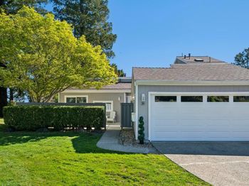 31 Ascot Place