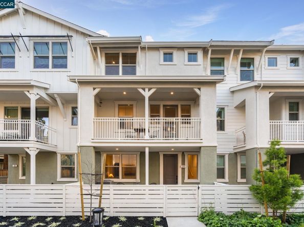 210 Oak Circle, Walnut Creek CA 94597