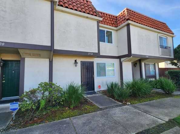 2322 Belvedere Ave, San Leandro CA 94577