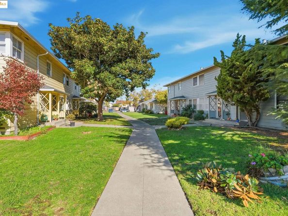 109 Cypress St. C, Alameda CA 94501