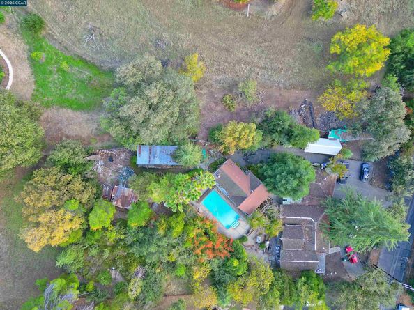 3160 Walnut Blvd, Walnut Creek CA 94597