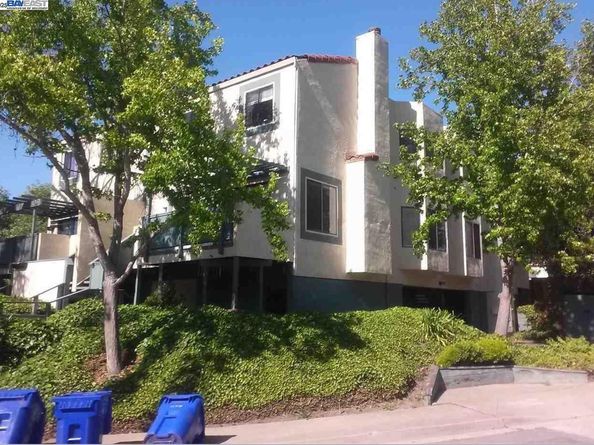 1704 Dalessi Dr, Pinole CA 94564