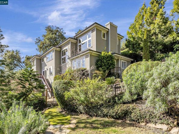 4 Berrybrook Hollow, Orinda CA 94563