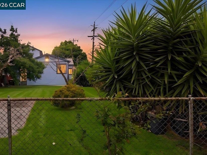 1605 57th Ave, Oakland CA 94621
