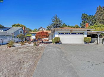 972 Tara Hills Dr