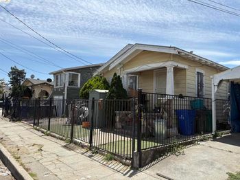7333 Weld St