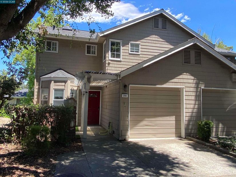 209 Hidden Creek Ct, Martinez CA 94553