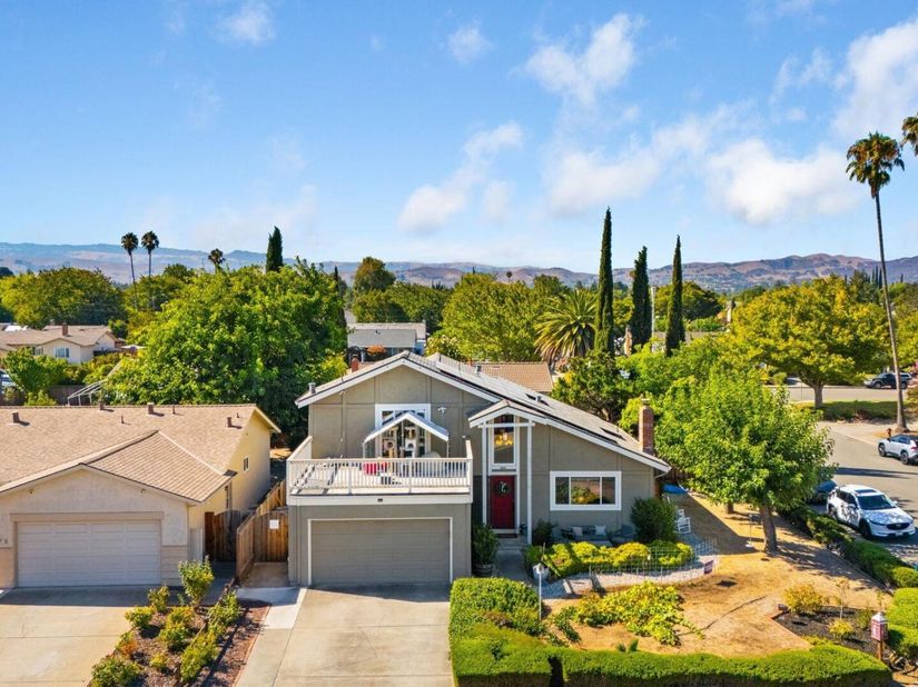 305 Virginia Dr, Livermore CA 94550