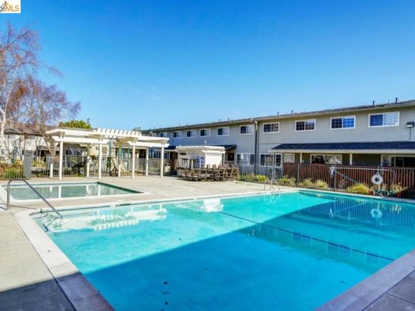 650 Fargo Ave 1, San Leandro CA 94579