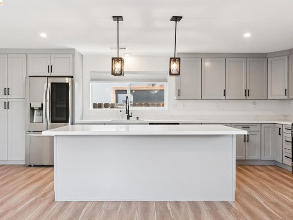 1300 Evergreen Dr., Concord CA 94520