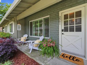 2561 Fountainhead Dr